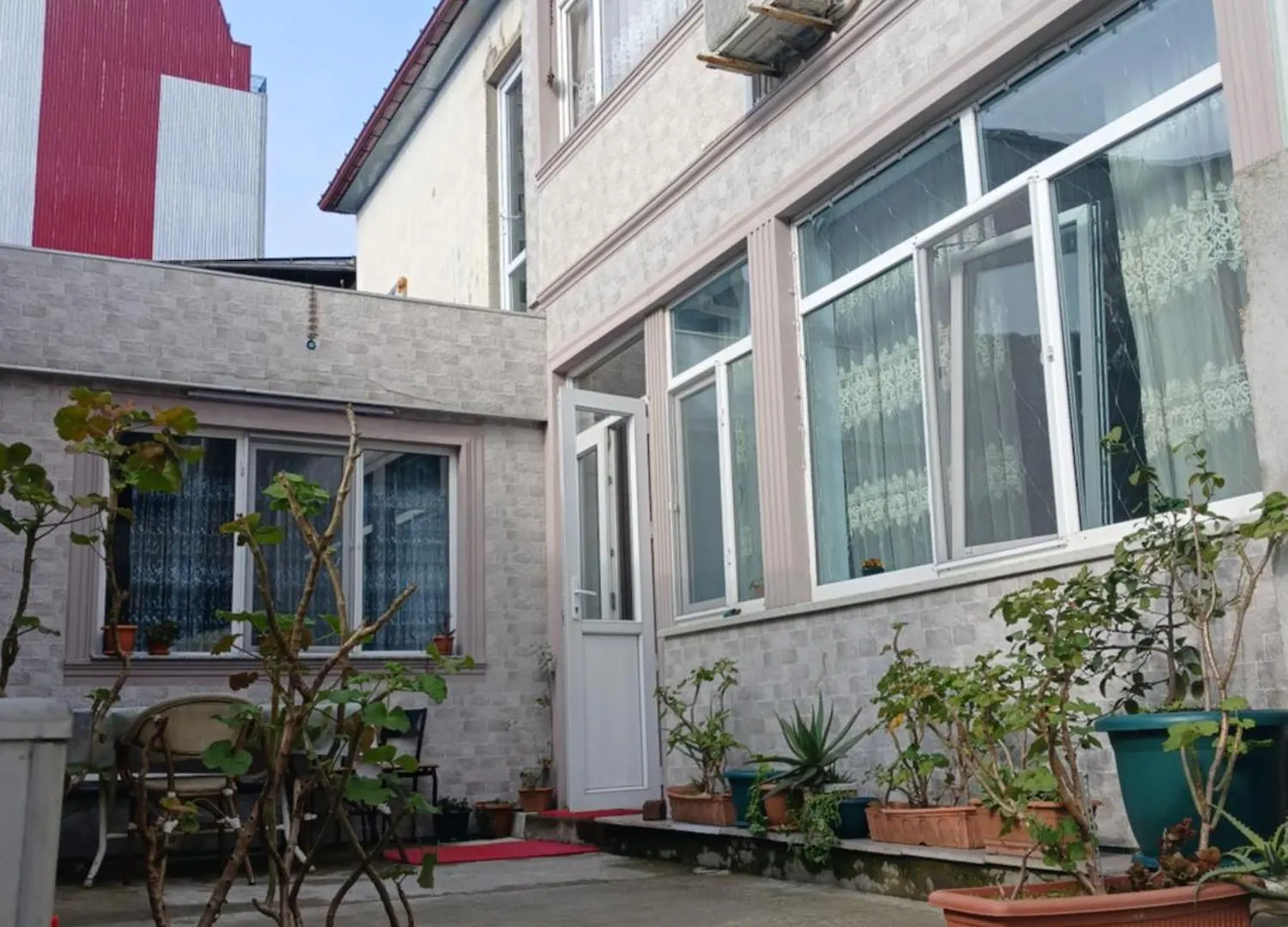 Hostel 26 B Batumi 0*,  Georgia
